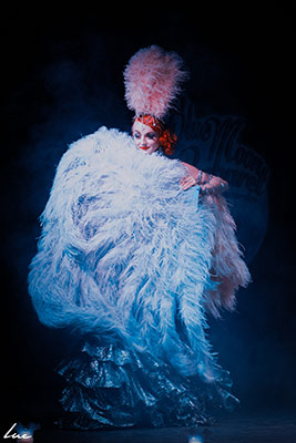 Boudoir Noir presents The Blue Moon Cabaret in Eindhoven - the decadent burlesque soiree 